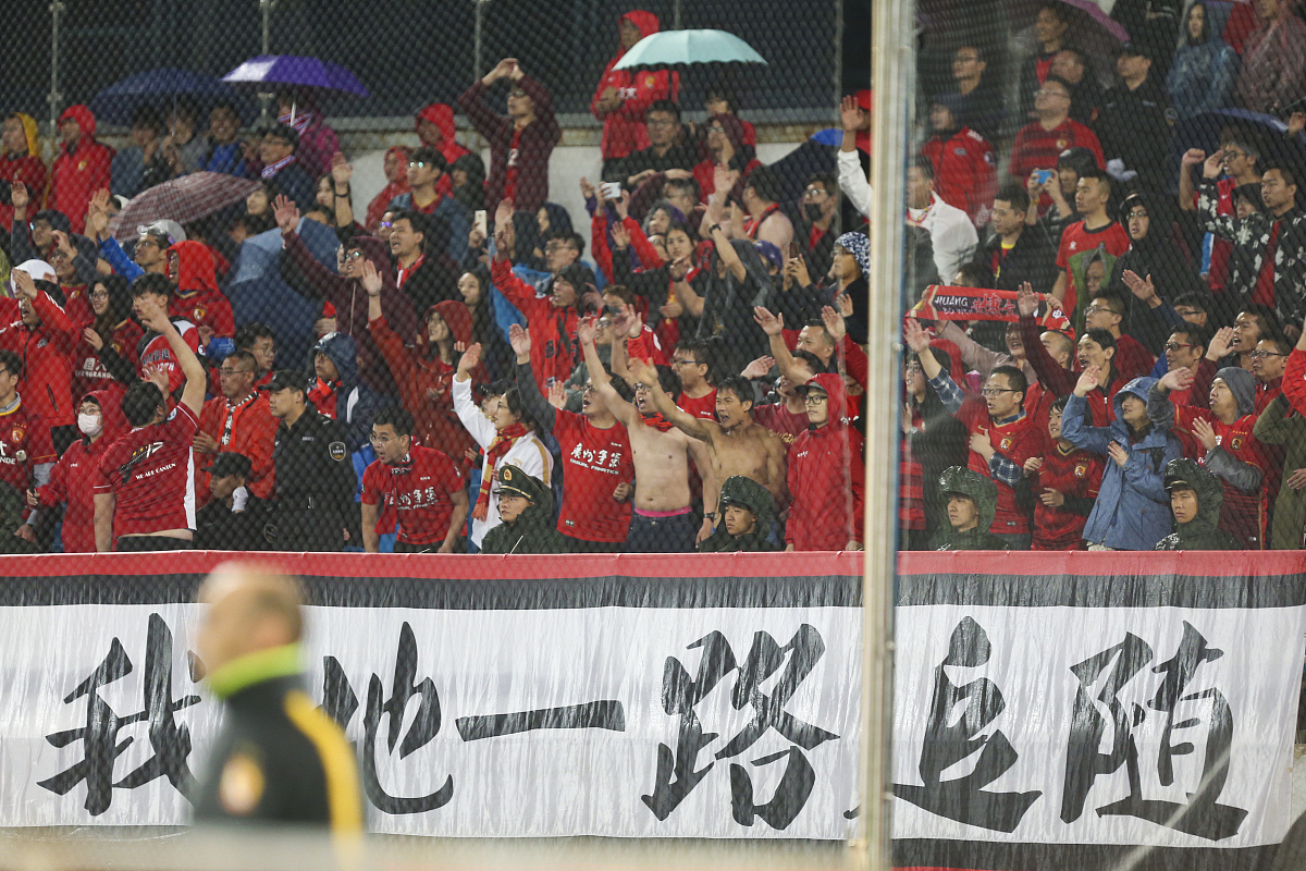 包含激动人心的比赛即将开始,各路豪强争夺胜利的词条 包含激动人心的比赛即将开始,各路豪强争夺胜利的词条