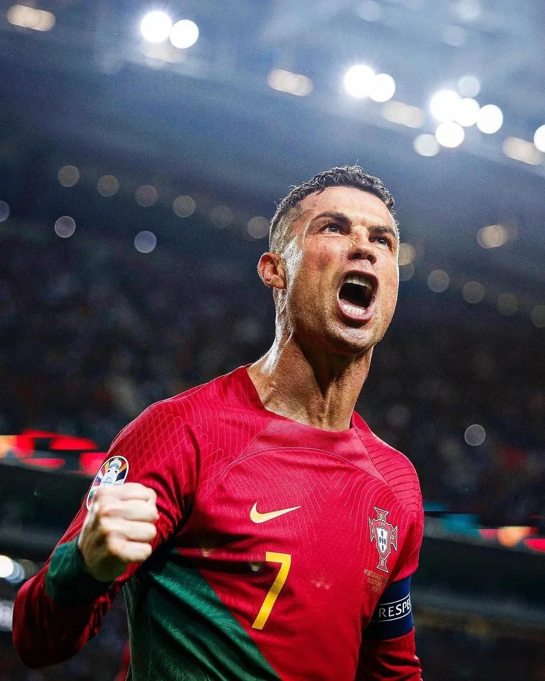 意大利国家队接连取胜,实力备受瞩目 意大利国家队接连取胜,实力备受瞩目