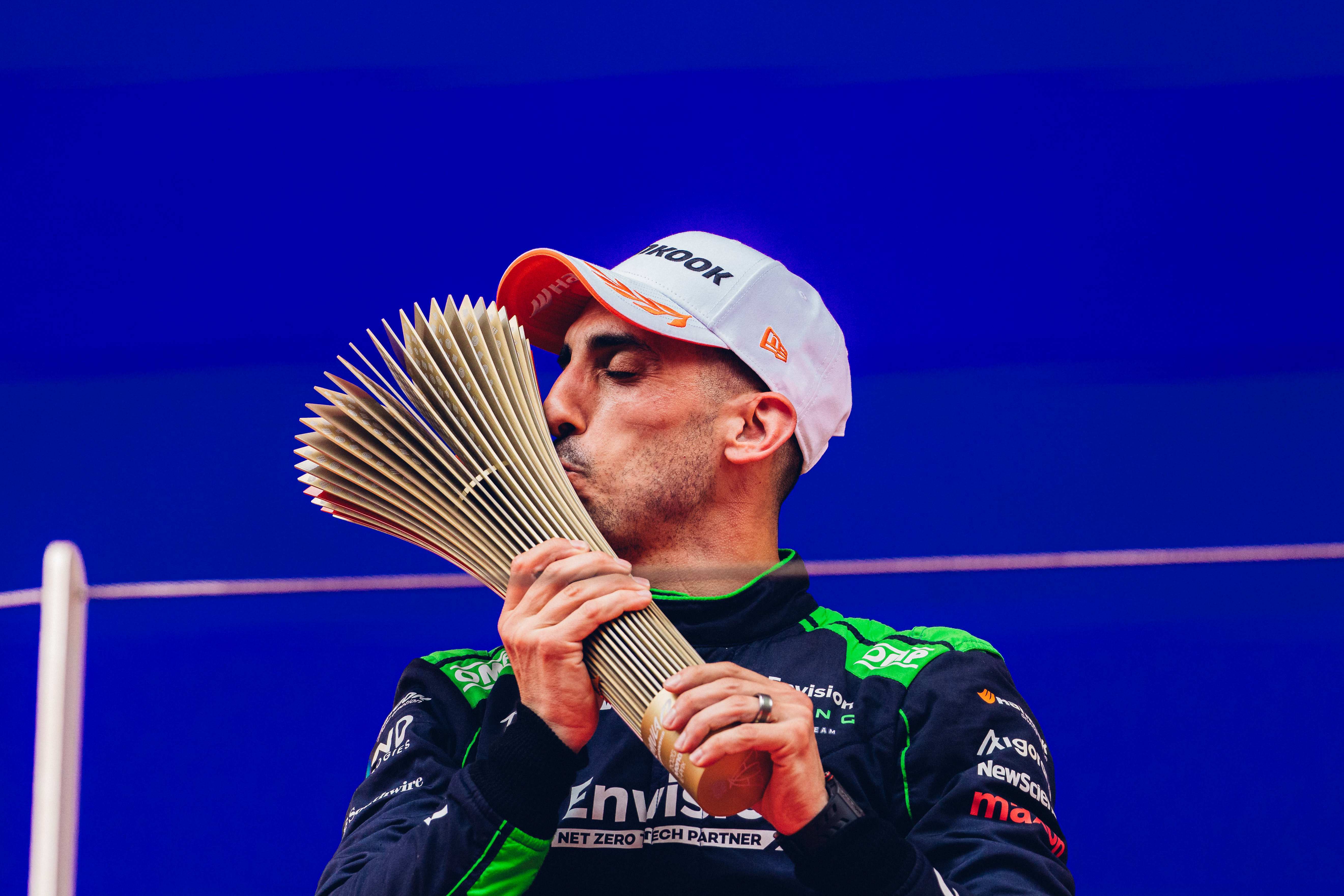 摩纳哥一波三折,成功拿下比赛 摩纳哥一波三折,成功拿下比赛