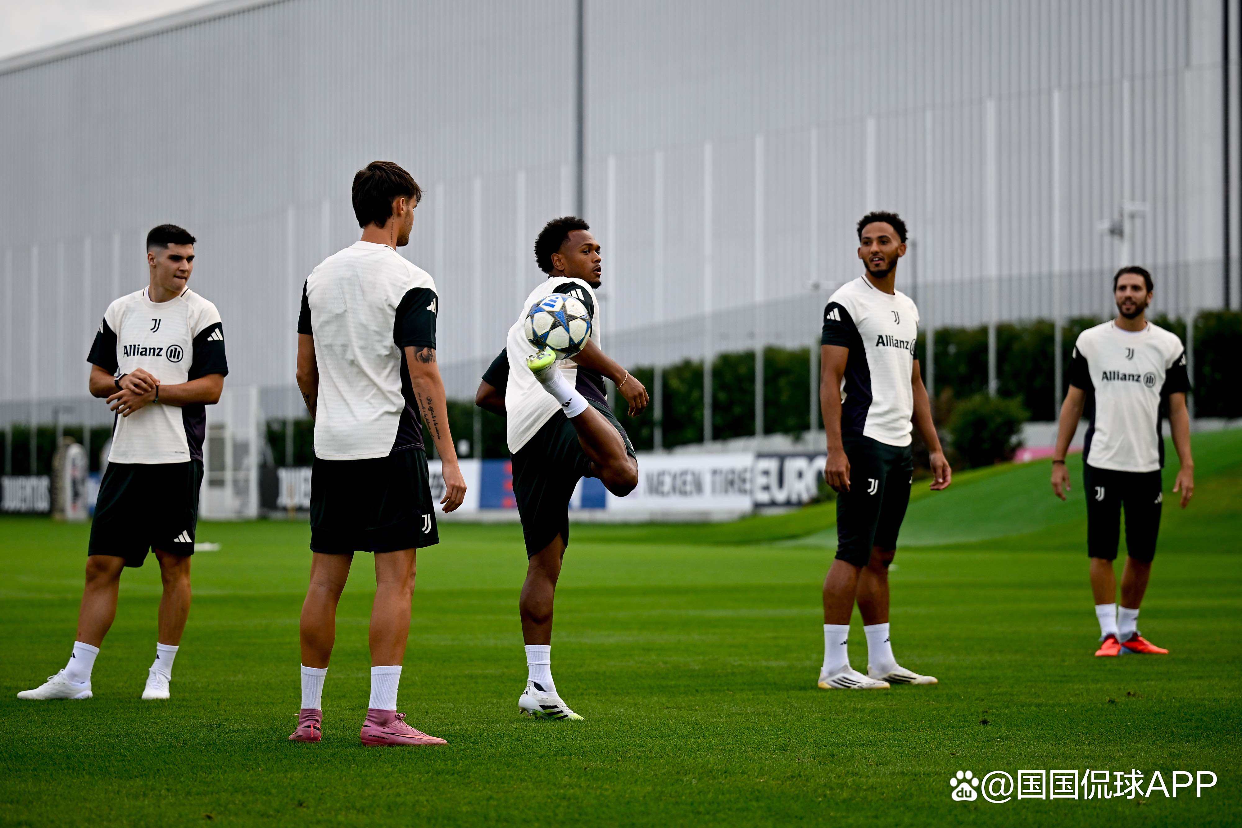 尤文图斯战胜多特蒙德，积分领先的简单介绍