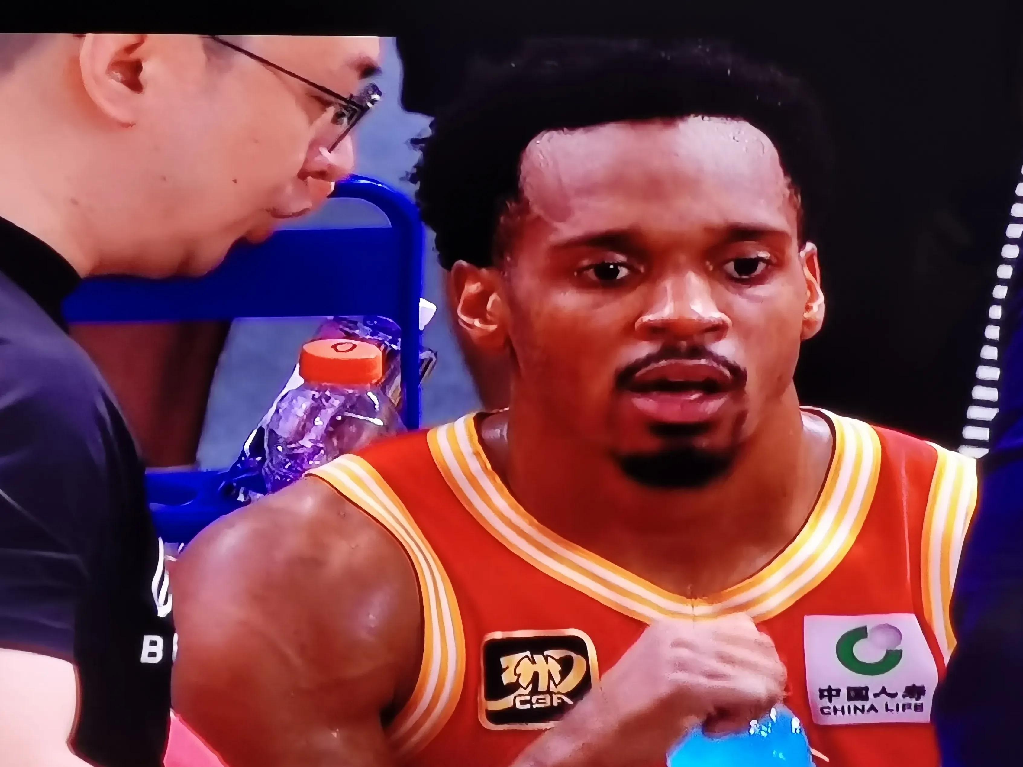 勇士轻取吉林队，孙铭徽点燃赛场