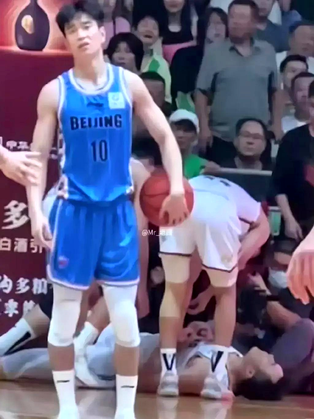 辽宁男篮客场逆袭甘肃队，艰难取胜