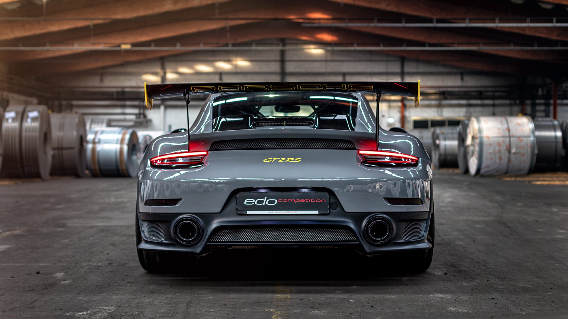 雷火电竞亚洲先驱-跨越篮球次元的共振，深圳队完胜开拓者，塔图姆成为暗夜中的关键先生