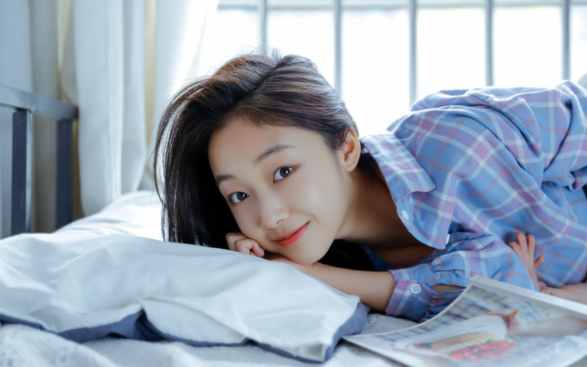 亚特兰大烽火夜,克莱·汤普森神射天降,老鹰三分雨打穿费城铁壁