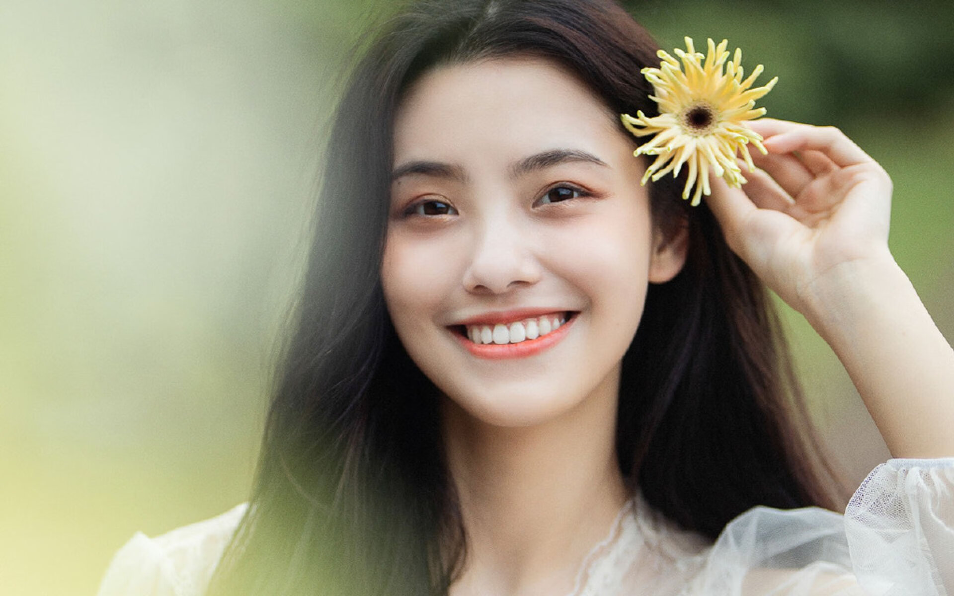 蓝月当空照红牛，铁卫金玟哉一柱擎天—防线定乾坤，曼城碾压式胜利背后的关键先生