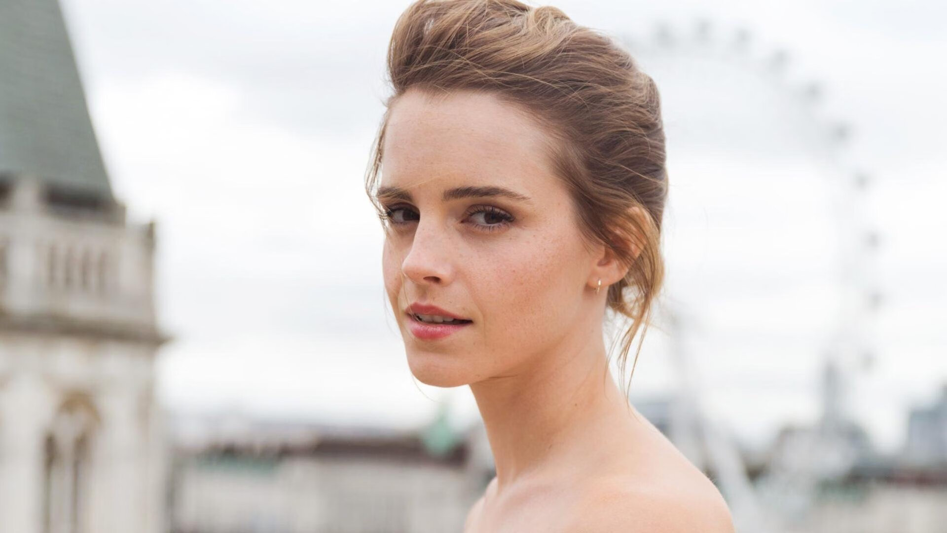 范戴克一锤定音助荷兰搅局,日本借势强势拿下西班牙晋级